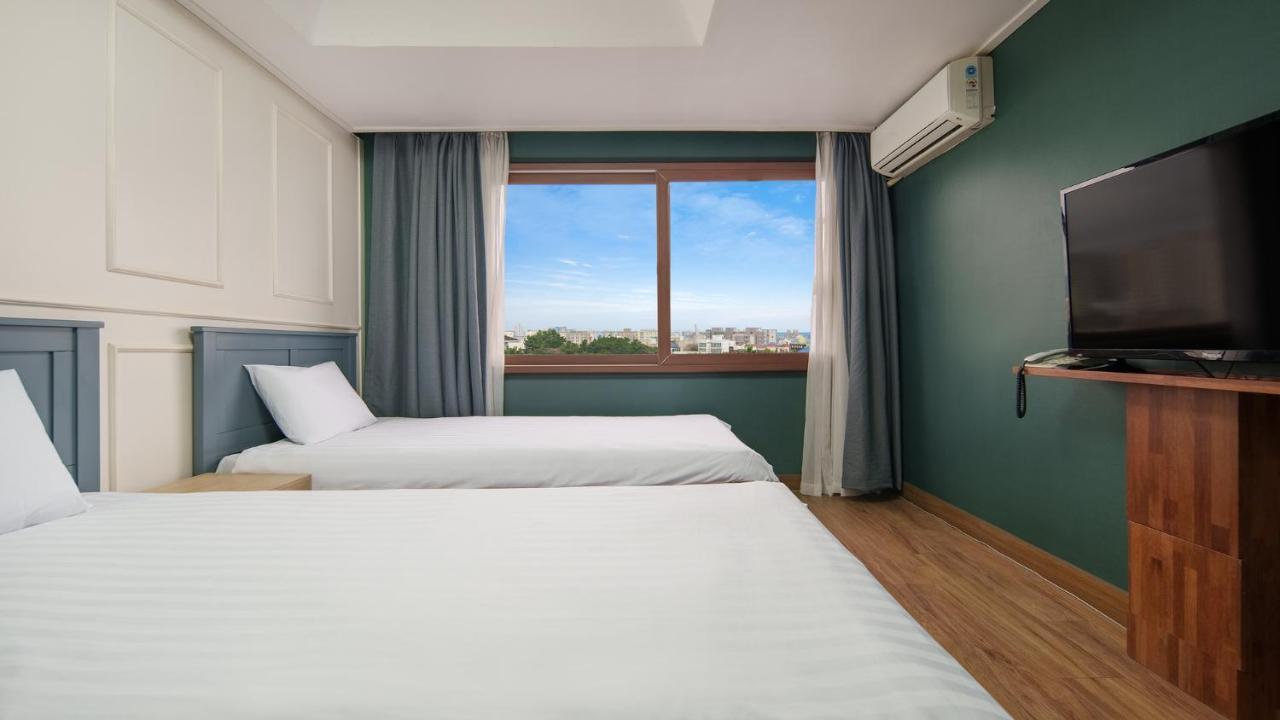 Hiker Hotel Jeju Exterior photo
